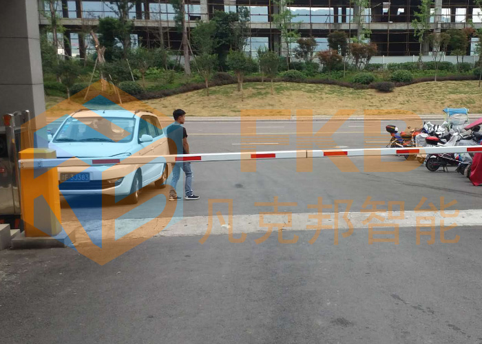 直桿道閘廣告道閘